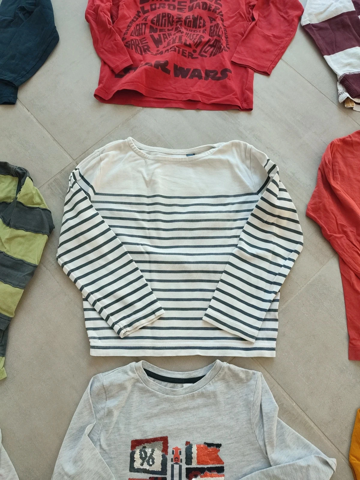 Lot of 9 Long Sleeve T-shirts for Boys Age 5 – photo 8